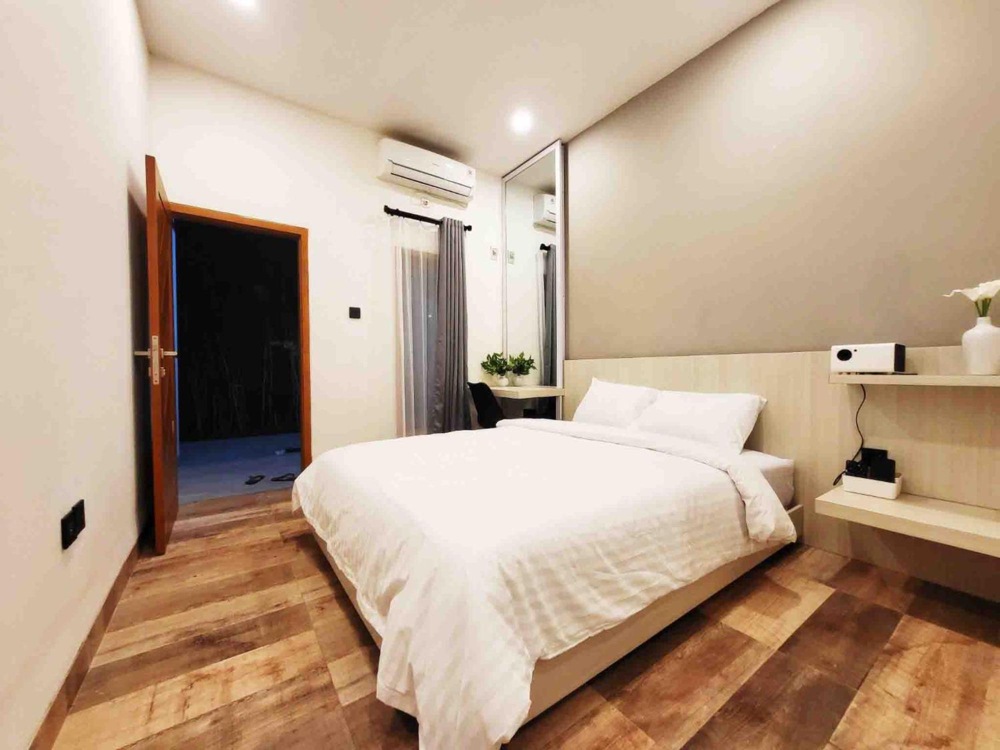 Cabin15 - Syariah Blitar Exterior photo