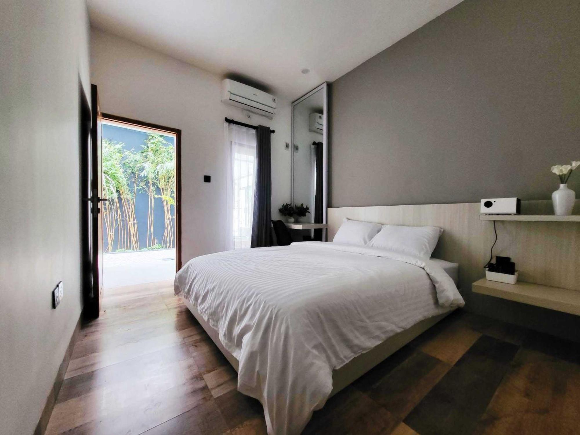 Cabin15 - Syariah Blitar Exterior photo